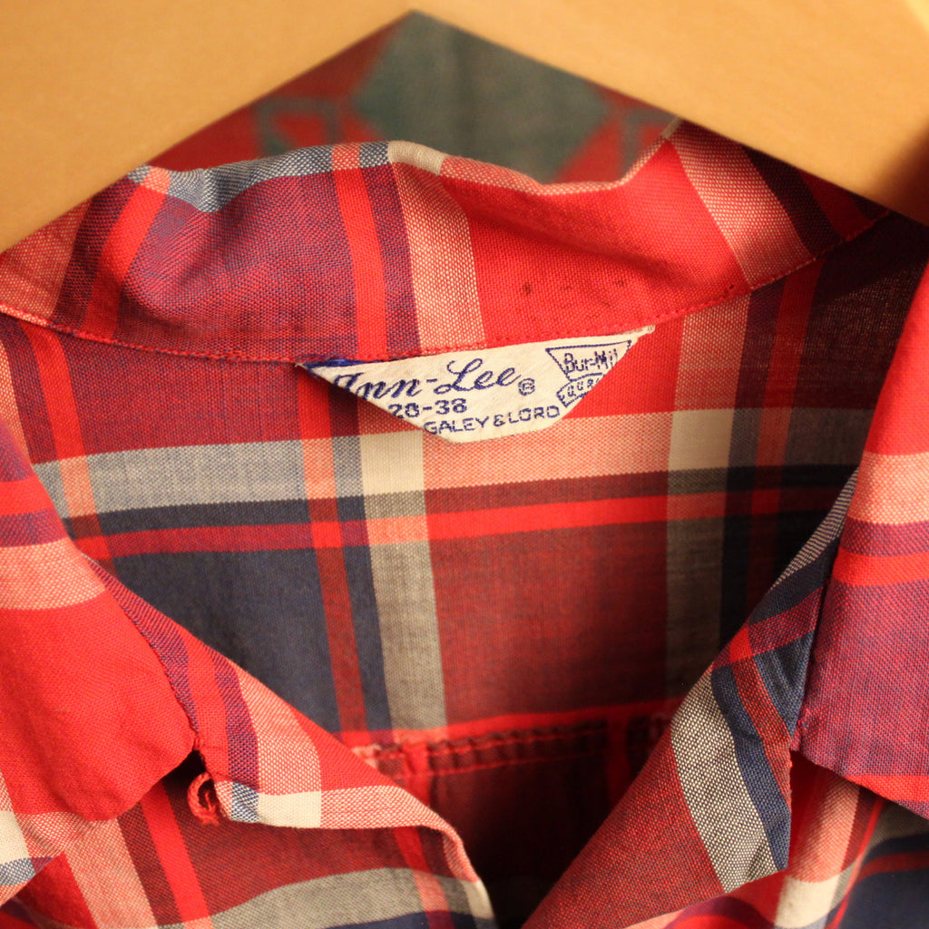 1950s Loop Collar Shirt